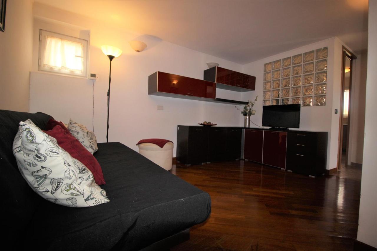 Sunny Attico Con Jacuzzi, Terrazzo E Fibra Rom