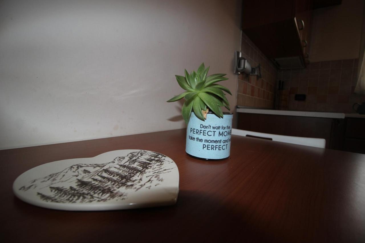 Sunny Attico Con Jacuzzi, Terrazzo E Fibra Lejlighed
